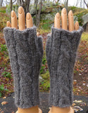 Pattern - Mittens - Fingerless Cable Mittens in Super Fine Alpaca - 552