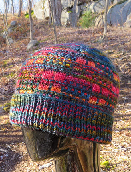 Pattern - Hat - Honey Comb Hat in Merino DK Single Ply - 1010