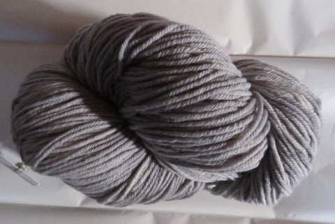 Targhee Wool - BULKY Weight - Silver 23-08