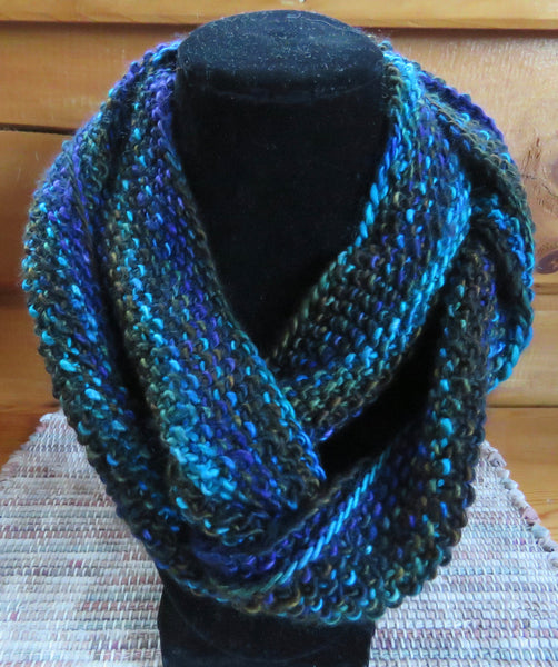 Pattern - Cowl - Double Twist Mobius Cowl - Sport, Light DK, DK, Aran, Bulky Weights - 017