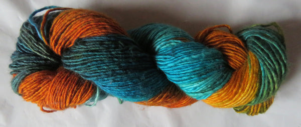 Fine Merino & Mulberry Silk - DK Weight - Icebird