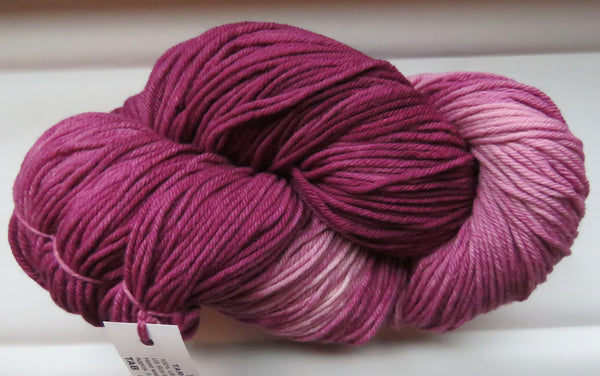 Independent Study in Merlot on Targhee Wool Worsted Yarn - 230 yd/100 g