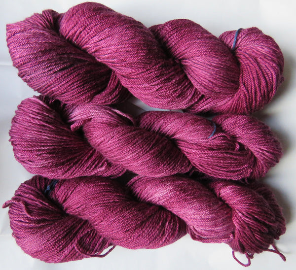 30% - Yak/Silk/Merino - DK Weight - WINES 2504