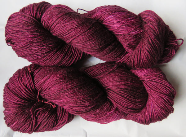 30% - Yak/Silk/Merino - Fingering Weight - WINES 2503