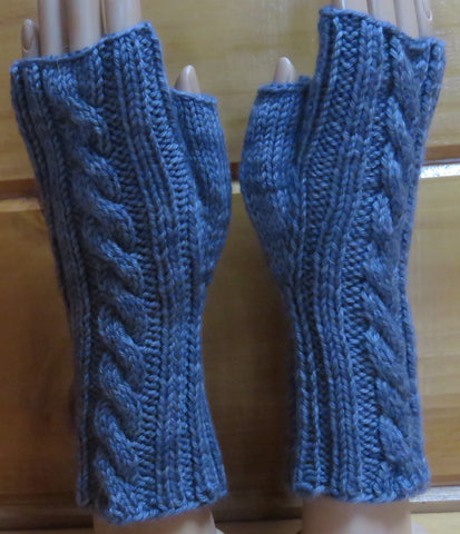 Pattern - Mittens - Fingerless Cable Mittens - Worsted Weight - 682